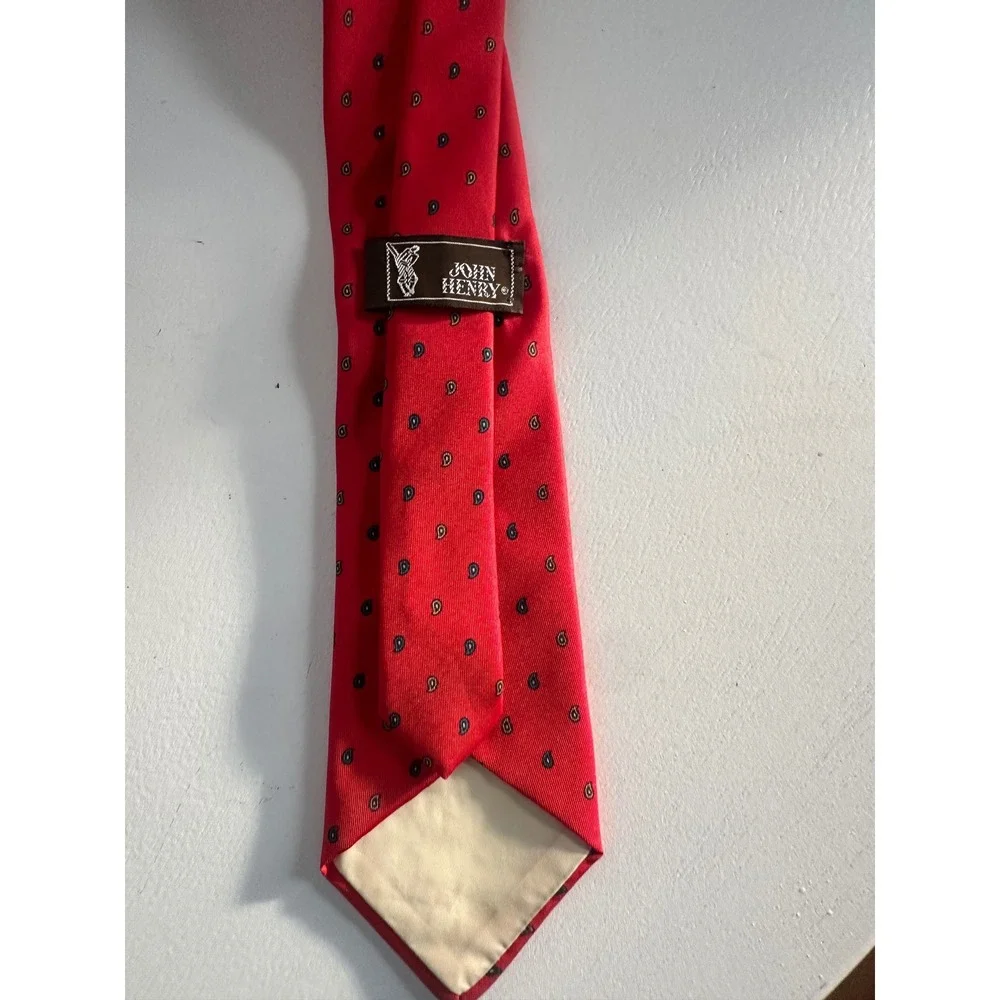 John Henry Mens Red Paisley Silk Blend Classic Necktie Business Formal Accessory